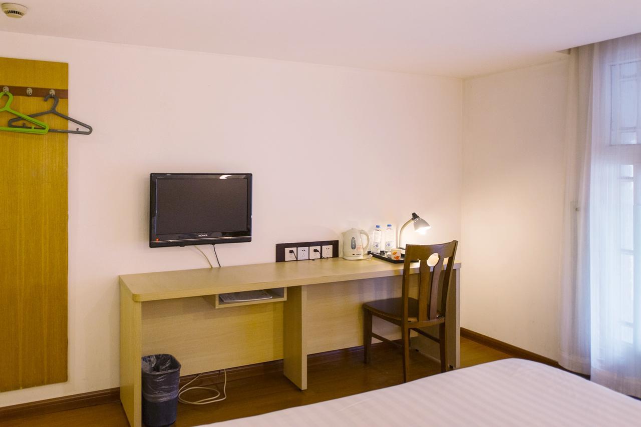 Ji Hotel - Shanghai Nanjing Road People'S Square Bagian luar foto